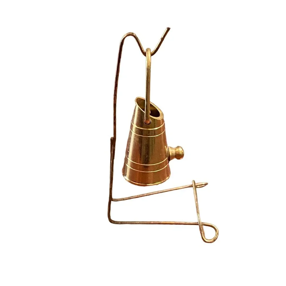 Unbranded vintage miniature